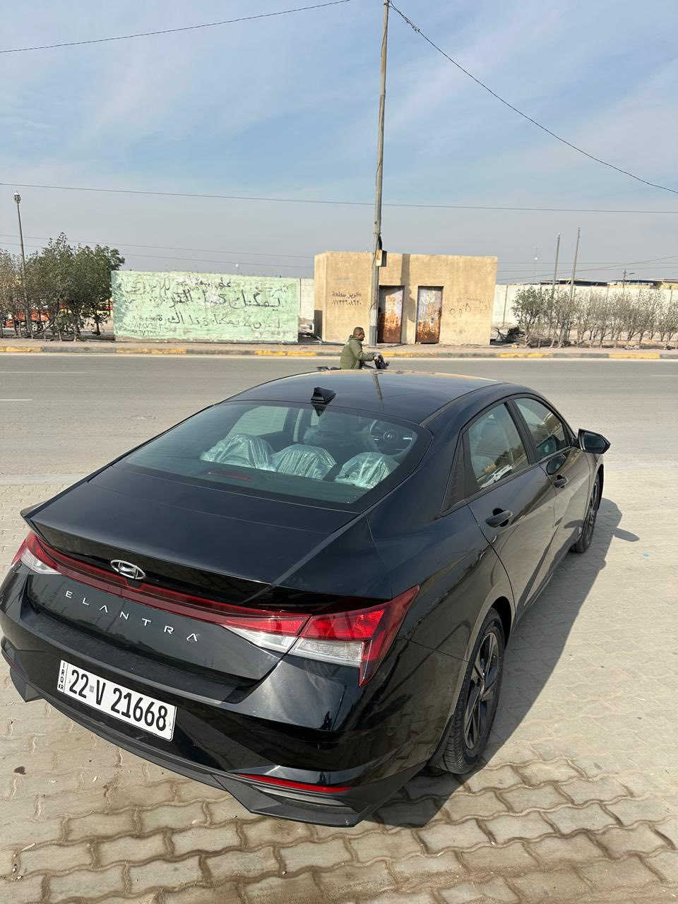 السلام عليكم هونداي النترا   موديل2023  ✨
(( سيارة ماشية 40 mi))
                  ~رقم اربيل  الدولي ..
 :؛ / سيارة حادثها دعامية  وربع بنيد صبغ 
 ""باقي كفالة عامة كلش مكفولة
 / فول موصفات  عدة فتحة سقف  
        🚗موصفات سيارة 🦯معروفة 🚗
& بدون شواصي بدون لغود دواخل كلة مكفول ⚡️
✨احلى من صور سيارة جاهزة  ✨ 
      (  مكينة 2.000 دوش )
                    $السعر 152 وبيها مجال $
                (العنوان البصرة الجنينة )
      رقم ,,,***********,,,,
