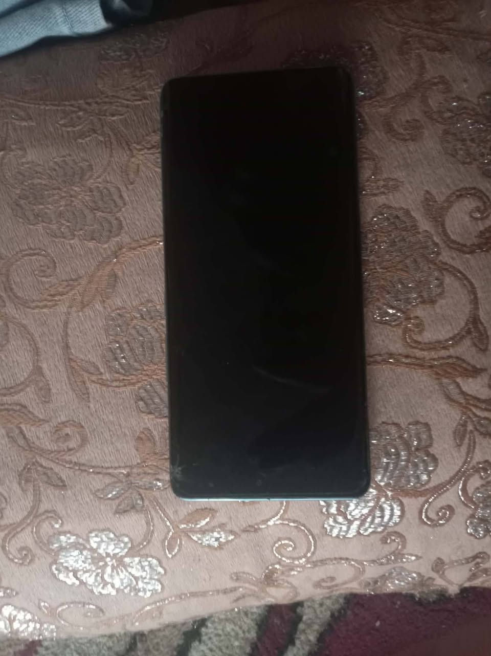 سلام عليكم
هونر اكس 9سي
ذكرته 256 العشوائية 12 
مامفتوح الجهاز كفاله فقط فطر موضح بل صوره 
بدون ملحقات فقط جهاز
العنوان ديوانيه


**إذا كنت صاحب هذا الإعلان وتريد حذفه لأي سبب، رجاءا أرسل رسالة إلى الدعم الفني**