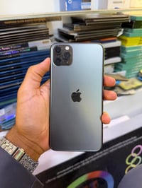 ايفون 11 برو ماكس • بطارية ٨٣ • نظيف