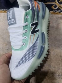 نيو بلانس • مقاس ٤٤ • مغلف جيلاتين