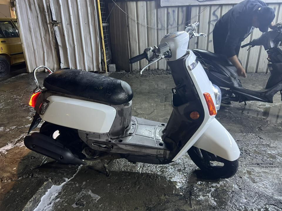 مكلف بنشر 
سلام عليكم بوليس نوزل مصطرة دشبول االكتروني دراجه كامل مكمل مابيه كل نقص مكينه بلاد مامفتوح كلشي شغال بيه كهربائيات شلعه معدل فقط كفر تجاري مكاني بغداد حي العامل

‭  مقر٠٧٨٣ ٨١٧ ٨٨٧٤‬
