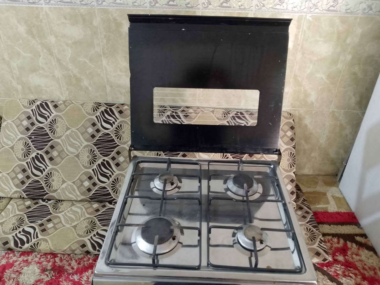 طباخ مصري أربع عيون وفرن نار زرگه.سعر85.العنوان كربلاء حي النضال 📞*********** كربلاء, العراق
