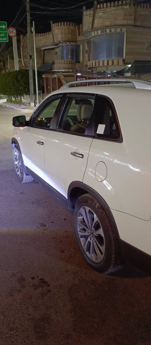 سلام عليكم ورحمه الله وبركاته سورينتو موديل 2014 فول مواصفات سعوديه مكفوله كفاله عامه سياره جاهزه اي نقص مابيه مكان كربلاء ***********
