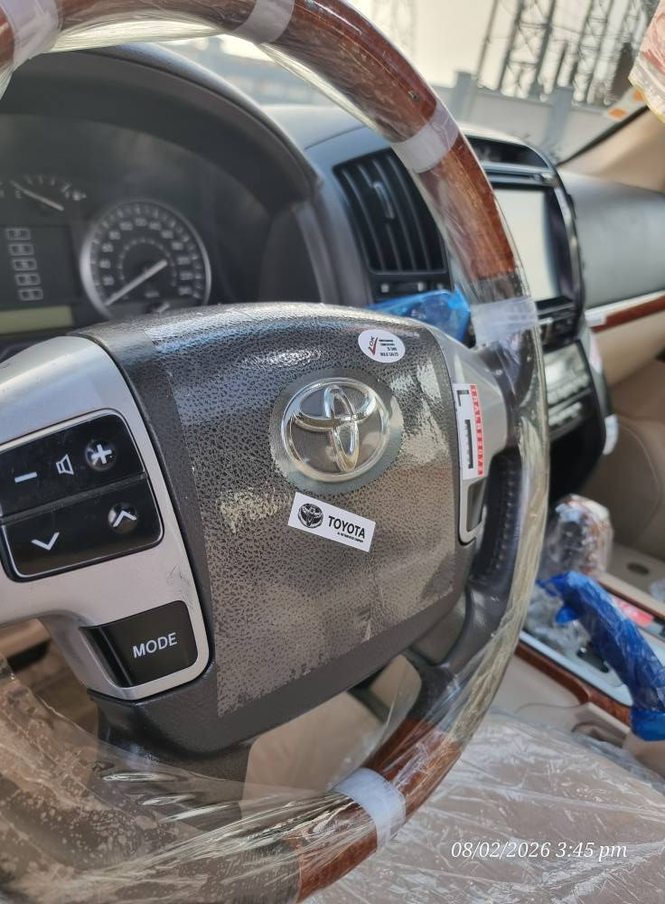 لاند گرۆز مودیل 2013 gxr فول مواسەفات جیهانی دەرەجە یەک بئ سارد بێ بۆیاغ مەکینەی نەکراوەتەوە بە شەرت بێ شوخت بێ چال سەنەوی نوێیە تحویل  غرامە بە شەرت چوار تایەی لۆکی لە ژێرە كويسينجاك, أربيل


**إذا كنت صاحب هذا الإعلان وتريد حذفه لأي سبب، رجاءا أرسل رسالة إلى الدعم الفني**