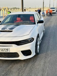 ورحمه الله وبركاته  البيع فقط جارجر موديل 2019اصل اصل  هيمي 5/700 مكين...