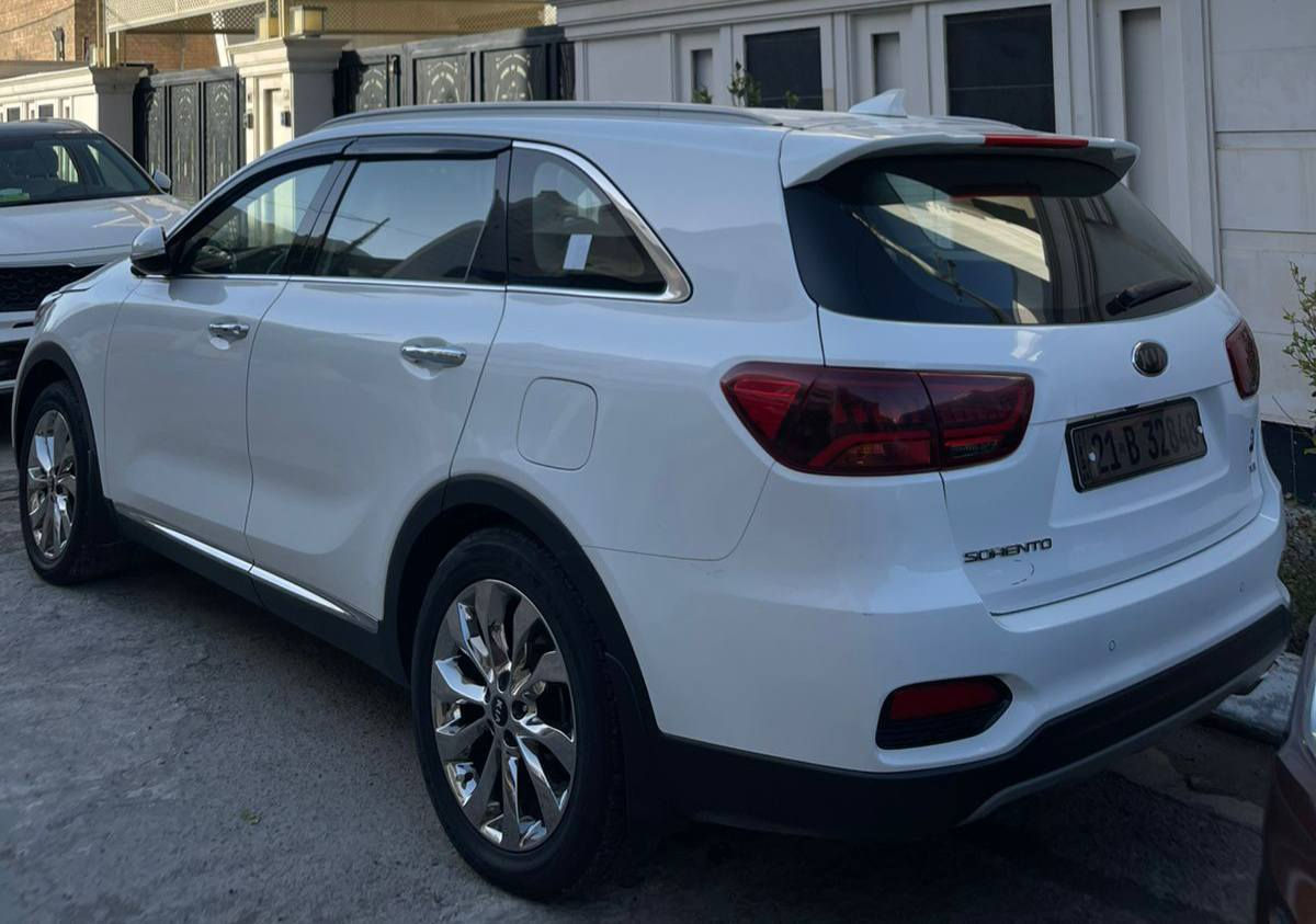 کیا سۆرینتۆ 2020
سفري شريكه ي البخيت  
تنهه 70 هه زاره V 6 
فول فول تنهه بي  بانوراما 
سياركه كلين بي سبوغ بي ليدران

سعر لە کۆمێنت داوابکە ڕاستەخۆ بۆت دیت 📩

 هموو كياني به شه رت   
تحويل و هموو شتي به شه رت سياري  مال و پاكه و خاوين 

ژمارەی خاوەنی 
***********
