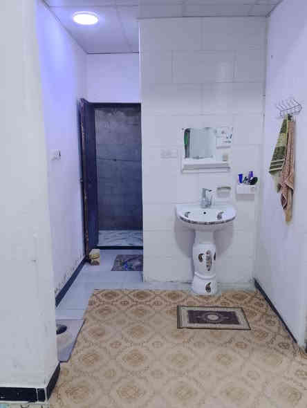 السلام عليكم ورحمة الله وبركاته👋
***********
#دار سكن البيع بناء 2024
# المساحه 200م 
# الواجه 10 ونزال 20
..................... 
# نوع العقار طابو زراعي بإسم عراقي
# وكاله ومكاتبه ونسخه من طابو
................... 
# يتكون من قرفه2 وصاله وصحيات 
# على شارع 10 م
# جميع لخدمات متوفره
# العنوان بصره ابولخصيب منطقت طريزاويه
...................... 
سعر 65 وبيه مجال
الاستفسار📞 ***********
