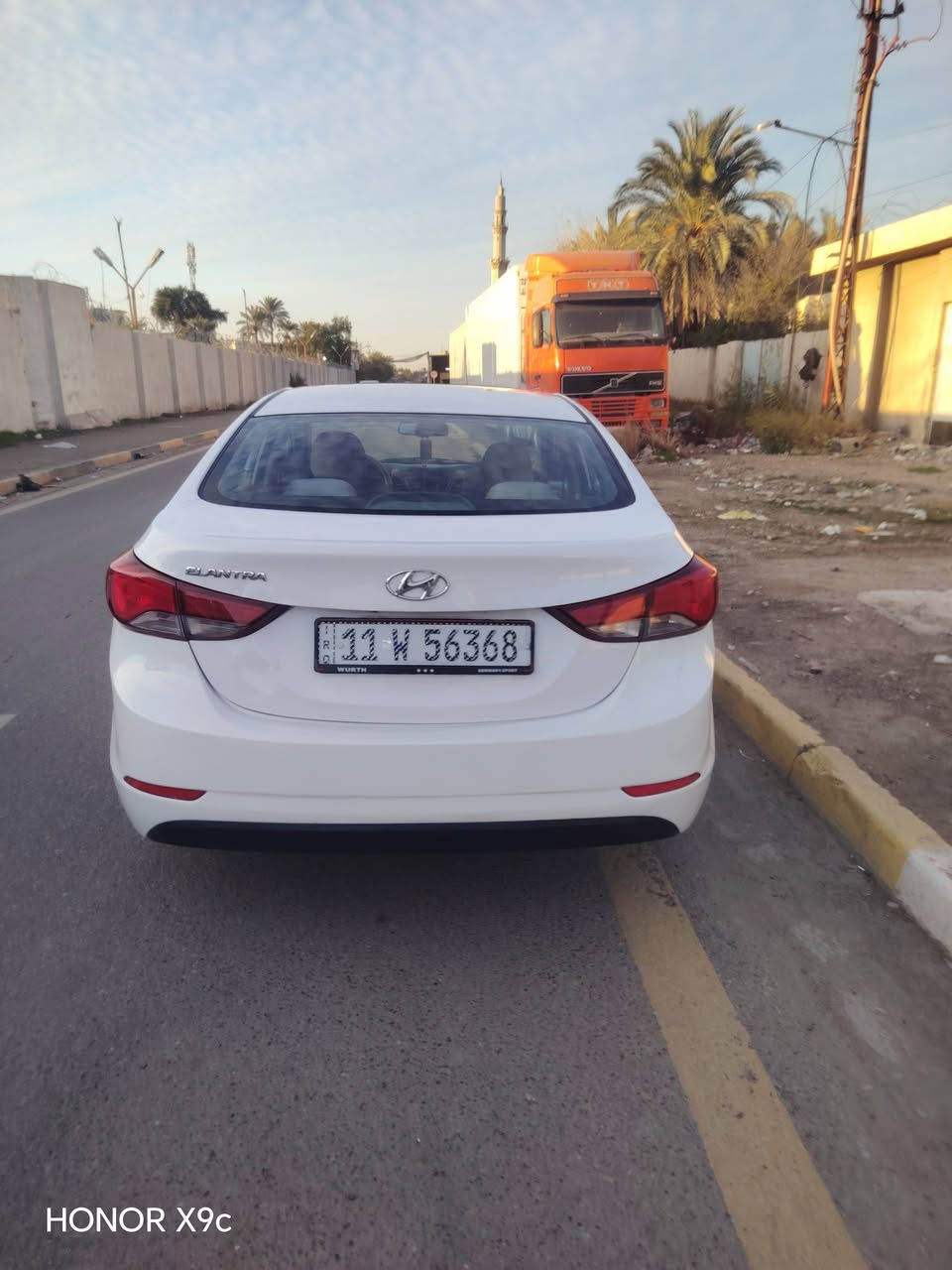 سلام عليكم الانترا موديل ٢٠١٤ رقم بغداد  انكليزي بسمي سنويه تنتهي ٢٠٣٠ خليجي سونر مرفق بغداد التاجي ومنطقه العامريه ***********  السعر 125 بيهه مجال بسيط
