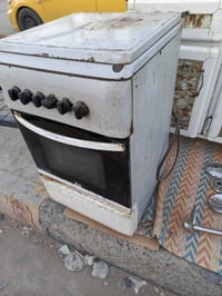 غراض نضيفه للبيع كلمن وسعره 07838603832