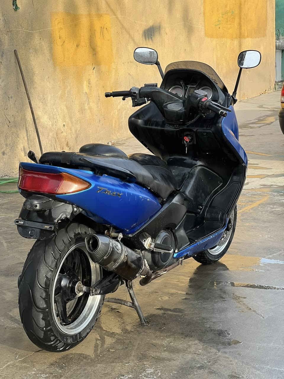 السلام عليكم للبيع تي ماكس2008  دراجه خير من لله صالنصه يوشماره لايت زنون زوج تاير جدد مانقصها اي شي السعر خاص مكان بابل ***********
