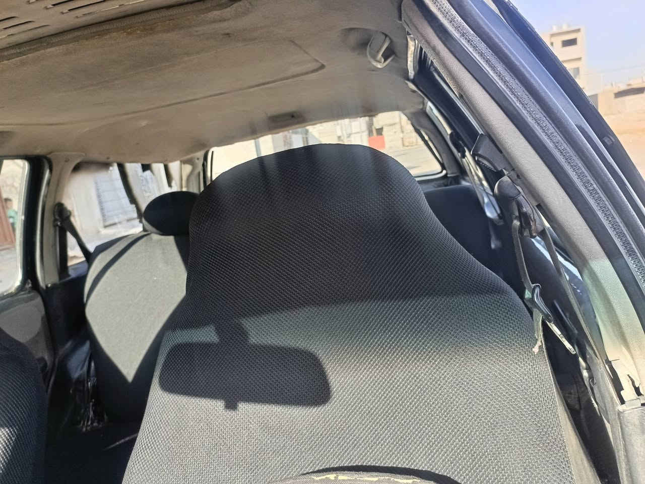 السلام عليكم رمضان كريم
سيارة فورت موديل 1992/صبق جمالية طخم تايرات جديد كير محرك شرط دخلها نظيف شرط الوكالة او التحويل رقم الماني سيارة نضيفة
رقم هاتف ***********
السعر 26 بيها مجال الطيبين
