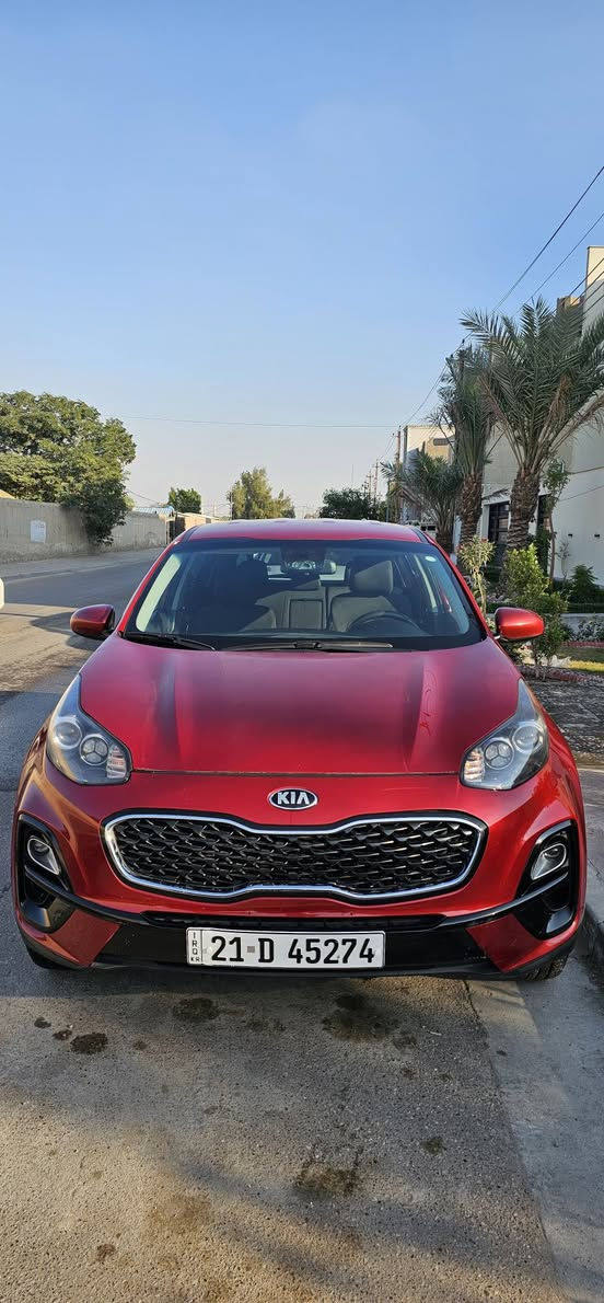 سبورتج 2021 امريكي بيع او مراوس بشي مناسب
حادث جاملغ وباب بدون ايرباك 
كلش نظيفة وجاهزه ربع متصرف عليها
ولا كلوب مشتغل بالدشبول ادامه كامله
تبريد تدفئة 
تثبيت مسار
شاشه جبيرة
3 أنظمة قيادة سبورت وعادي و ايكو
تخم تاير 
دهن ومي وكالة
بأسمي السيارة
مكاني بغداد عرصات او حي العامل
للاستفسار خاص او اتصل 
*********** بي واتس
