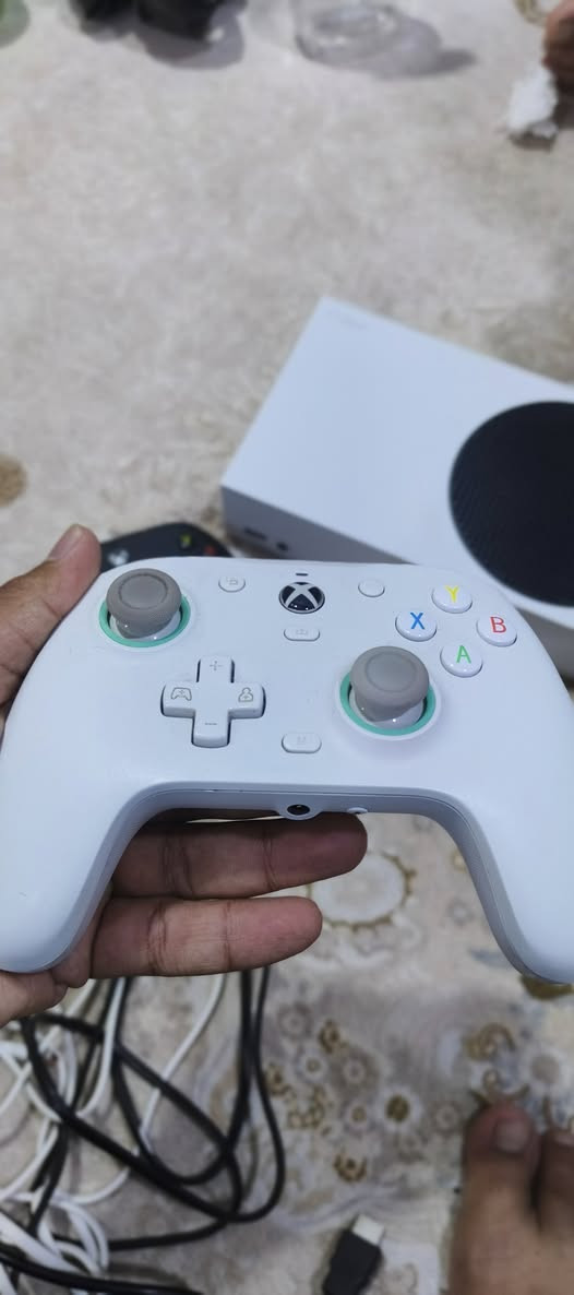 اكس بوكس سيريس اس
استعمال قليل كلش 
نظافة 90%
مع جوستك گيم سير نظافة فول + جوستك ثاني
وياه حساب بي فيفا 25
سعر 375 وبي مجال


**إذا كنت صاحب هذا الإعلان وتريد حذفه لأي سبب، رجاءا أرسل رسالة إلى الدعم الفني**