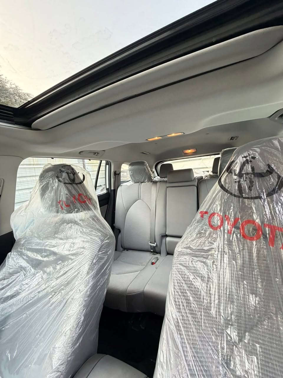 بسم الله الرحمن الرحيم
السلام عليكم

 تيوتا هايلاندر هايبرد 2022خليجي ضمان SAS

مكفوله كفاله عامه

مواصفات:

فول مواصفات 1/1 

LED

دخول ذكي

كامره خلفية 

فتحة سقف

انظمة القيادة 3: ECOوNormalو sport

مخارج تايبسي ويو اس بي

نظام المكابح عند الوقوف

7راكب 

تبريد 3 قطع

بردات

صندوق كهرباء

مثبت سرعة راداري (رادار).

نظام تحذير عند الانحراف عن المسار.

نظام التحذير من النقطة العمياء.

رادار خلفي للتحذير من حركة المرور المتقاطعة.

حساسات ركن أمامية وخلفية.

السياره فول مواصفات وحيل نظيفه 

رقم بغداد الدولي  باسمي  

تحويل ثاني يوم 

السعر325

للاستفسار على الرقم 

***********

بغداد الكرخ  العامريه   

تحياتي
