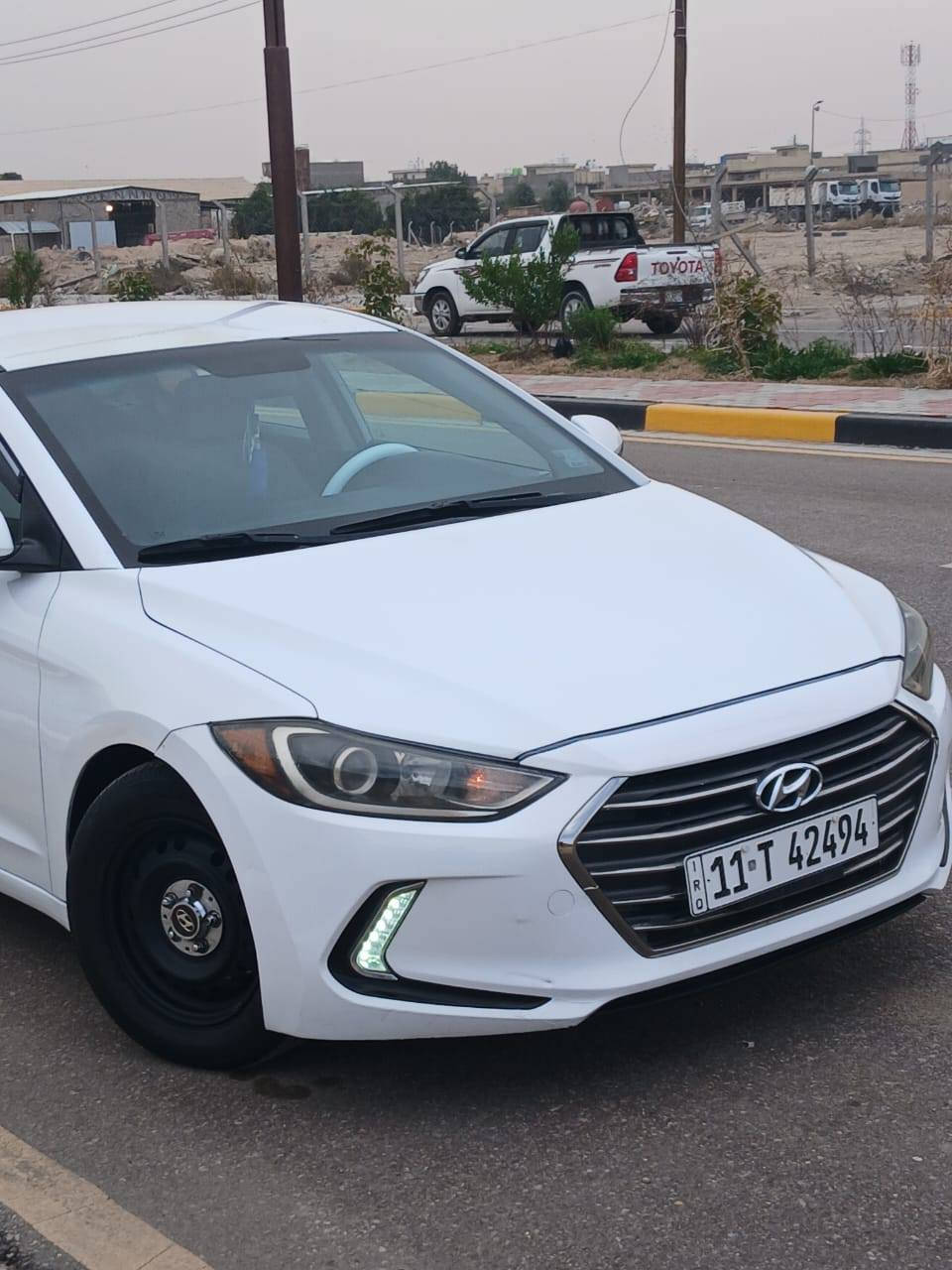 سلام عليكم سيارة نوع النتره مديل 2017 امركيه السياره جاهزه كير مكينه حداديه تخم تاير تبريد مكينه 2000دوش لسياره السعر 122  ليبل واحد امريكيه حادثه جاملغ وبنيد فقط مديل بدون دواخل العلوان كربلاء رقم الهاتف***********
