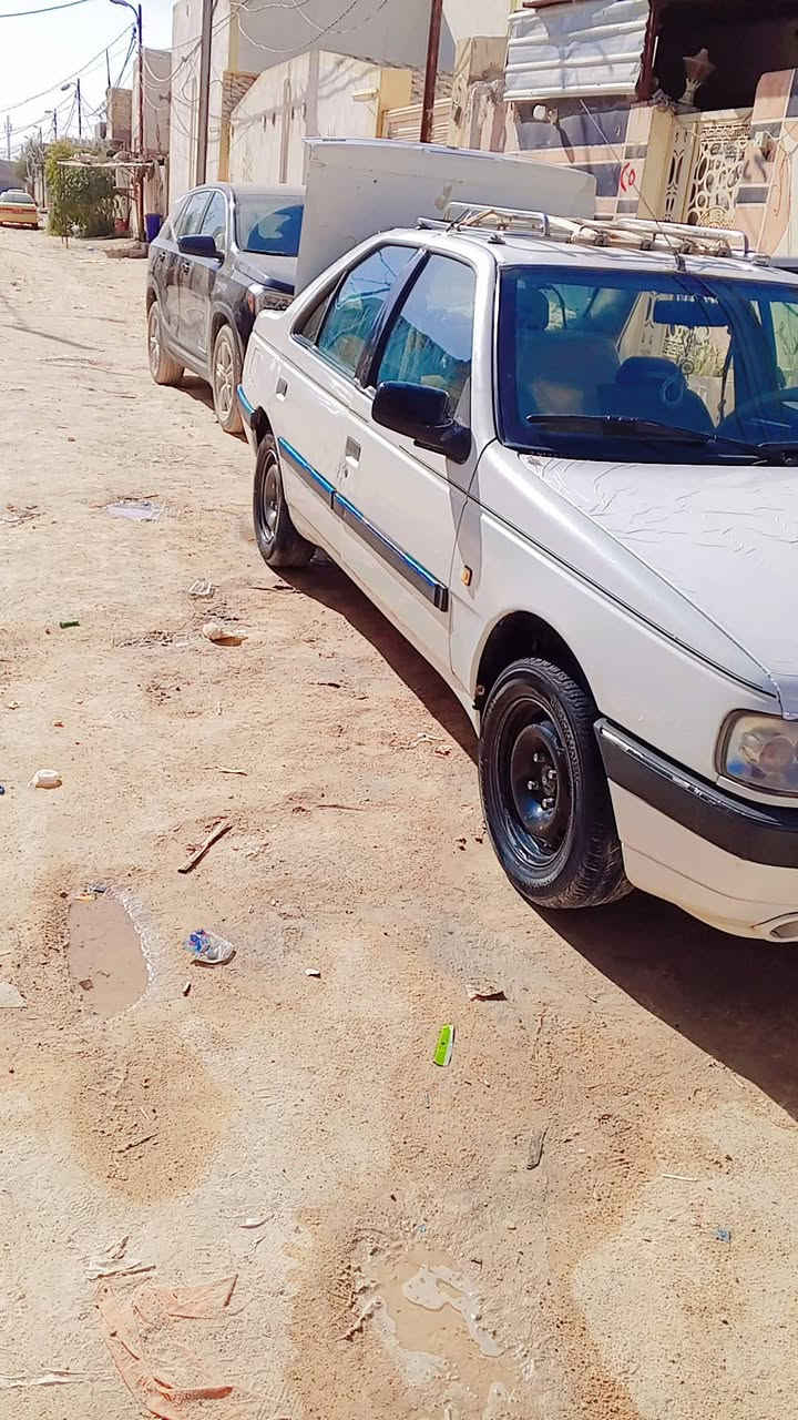 بيجو لميس موديل 2014سياره رقم انجليزي كامل بيه مشروع وطني رقم بصره سياره بيه 3قطع مبدلت لاضربه بيه خياس جاملغ وبنيد هم بدون ضربه بيه بل جاملغ ور سائق ما مليوح الحوض ***********سياره صاعده هزه جديده مكينه بيه خيط بخار
