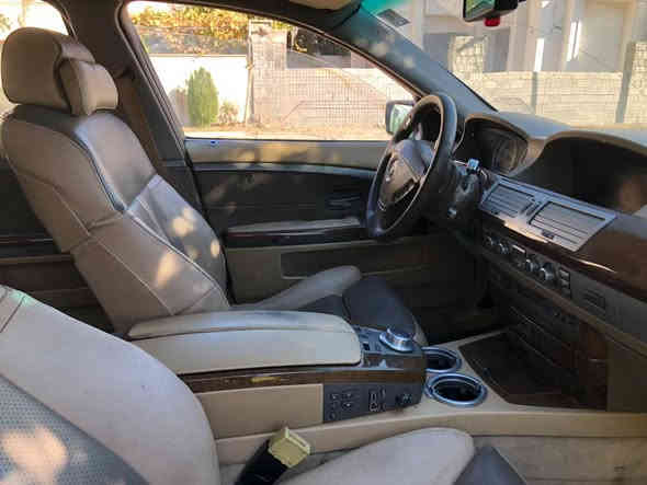 سیارة بي ام دبلیو BMW، 
مودیل 2008 حجم 750 
مکینة 8 سلندر
لون ابیض
محرك بنزین
رقم كركوك اصلي
فول فول مواصفات
دبل جام ستارة
سقف سلاید
كشنات كهربائي تدفئة و تبرید
سعر: 6,500 $
65 ورقة
موبایل: کورک و زین مع واتس ٲپ
***********
***********
***********

======================

ئۆتۆمبێلی بی ئێم دەبلیوو BMW
مۆدێل 2008 قەبارە 750 
مەکینە 8 پستن بەنزین
ڕەنگ سپی
ژمارە كەركوك ئەسڵی
فول فول مواسەفات
دەبل جام و پەردە
سەقف سڵاید
كوشین کارەبا و گەرمی و ساردی

نرخ: 6,500 $
65 وەرەقە
مۆبایل: کۆڕەک و زەین و وەتسئەپ
***********
***********
***********
