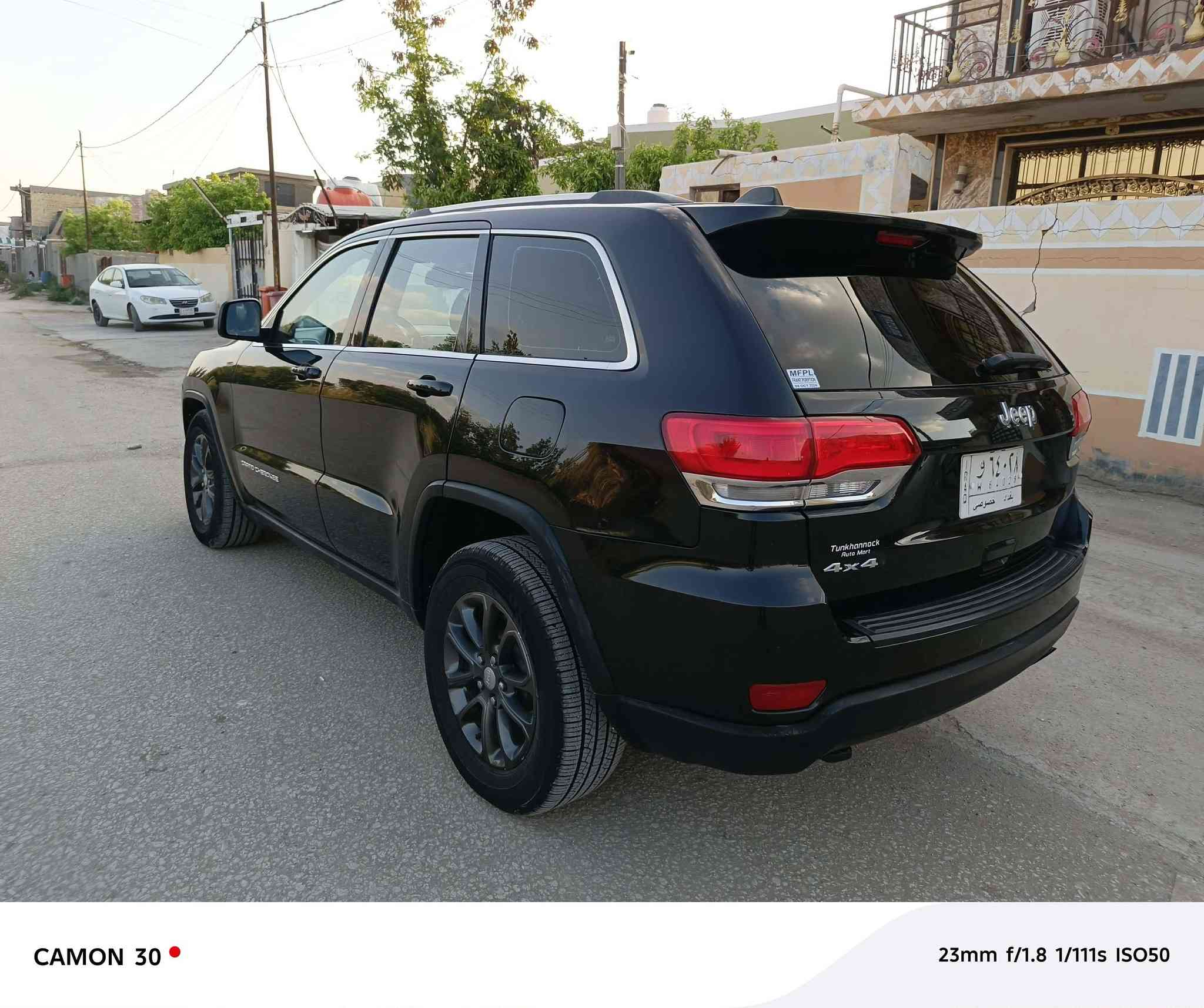 السلام وعليكم 
جيب ٢٠١٤ فول مواصفات
رقم بغداد مشروع وطني 
وارد امريكي كلين تايتل 
مكفوله من صبغ والفتح 
مواصفات سياره 
فور ويل 
ماوس 
فتحه وحده 
جنطه كهربائيه
كشنات حضن وتدليك
شاشه كبيره 
تبريد منضومه جديد 
تدفئه
محرك وكير جدد 
صدر خلفي أمامي جديد 
تخم تاير 
توني سويت ادامه سيرفس
سياره مامشتغل اي كلوب بل دشنبول
ماشيه ١٧٠
سياره جاهزه من كلشي 
سونار وصور الوارد بل منشور
احلي من  الصور
مكان بابل  
سعرها ٢٠٥
***********
