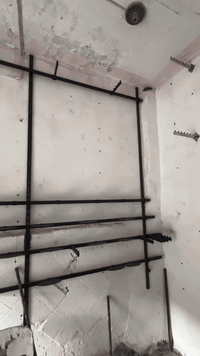 السلام عليكم ديكور محل ملابس مستخدم شهرين فقط 3امتار وديكور احذيه السعر 250الف وبي مجال تواصل فقط واتس اب او اتصال ***********
