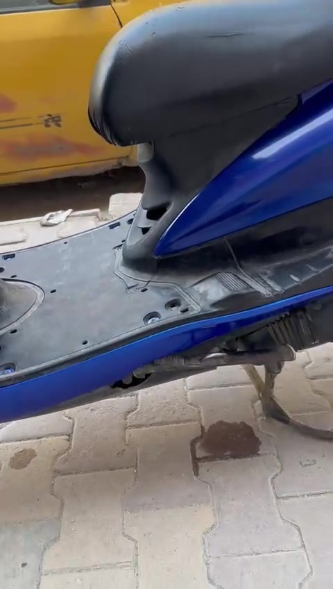 سلام عليكم
سكنس نثيه ١٤٠ للبيع
دراجه مجفته تجفيت جديد وخرسه
دراجه بلاديه من لتاير للتاير ونضيفه
رايده ب ٤٥٠
واتساب ***********
