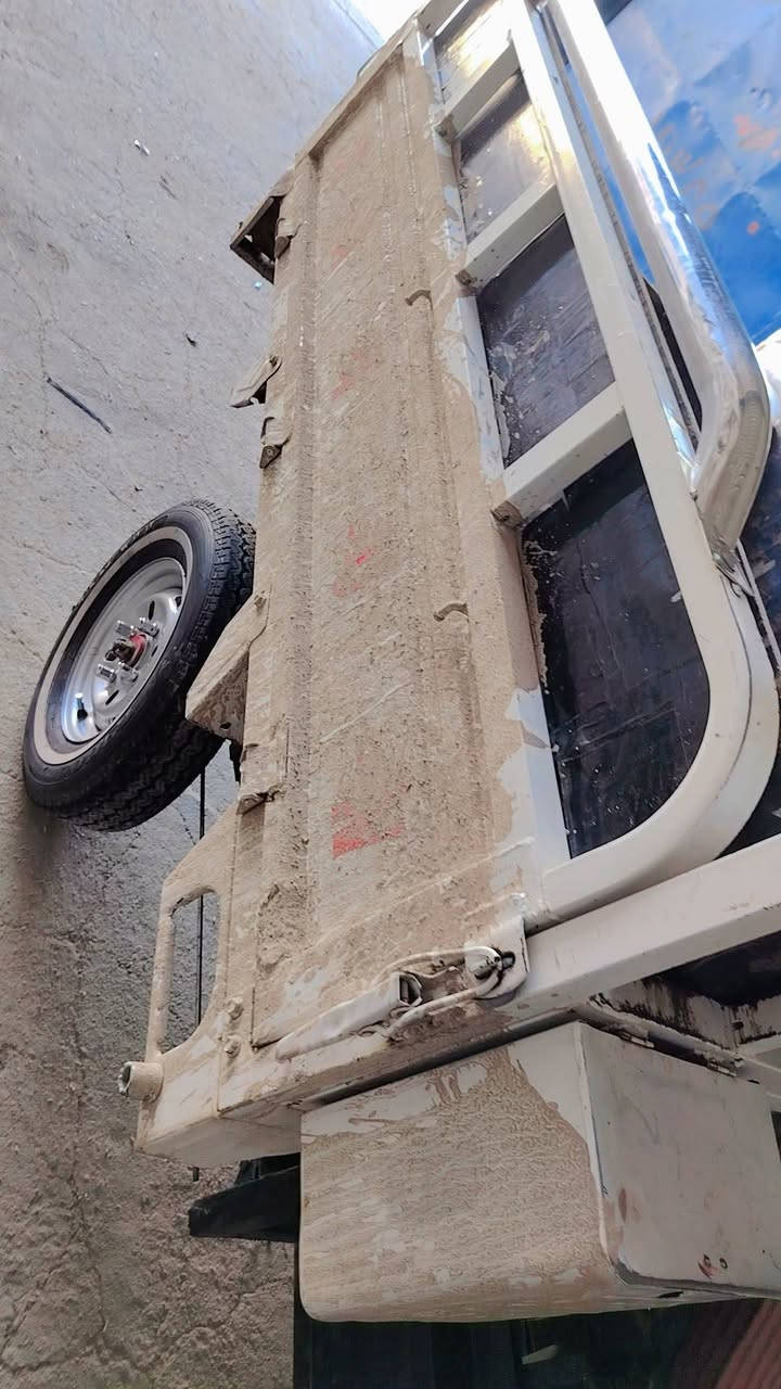 سلام عليكم ورحمة الله وبركاته عندي ستوته اللبيع مديل 2018 جديده وحلوه وراق كامله وصل ترقيم موجود كهربايات كله شغاله محرك دايون ما فتوح العنوان ناصريه ***********
