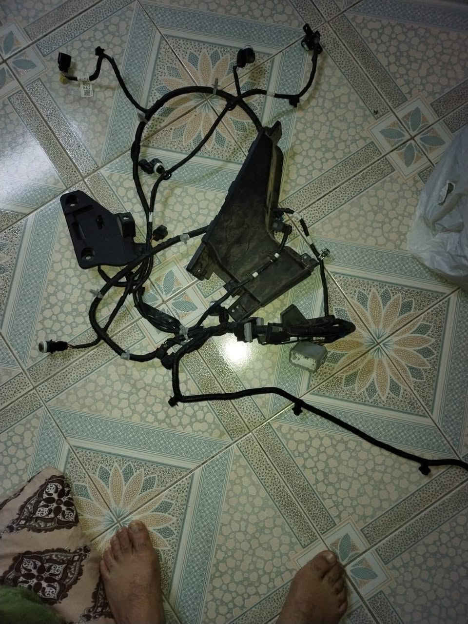 سلام عليكم بوابات وظفاير توسان 2025 رادارات توسان و كونا النترا  ويدات توسان كونا وحساسات ومكاني بغداد بلديات واتصال ***********
