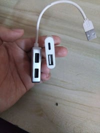 ادبتر 4 منافذ USB و توصاله ايفون توصيل موجود