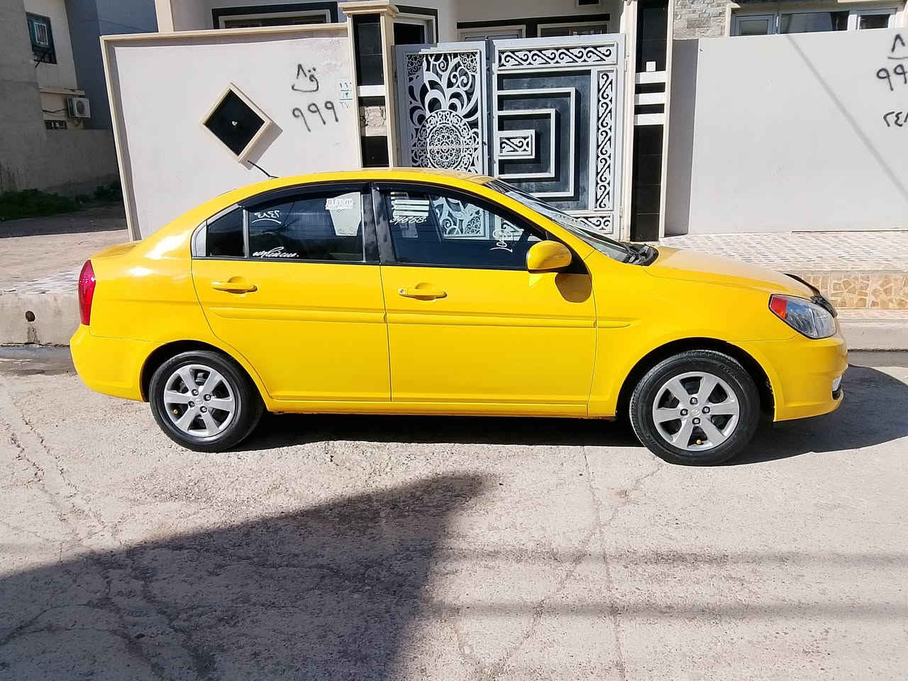 اكسنت 2010 كندي فول توماتيك رقم نينوى الماني
جامات كهرب مري كهرب كروز سرعه قفل مركزي 
ضرر جاملغ الورى يم قبغ البنزين وبالداير شويه 
مكينه 16 شرط كير شرط كابون بانزين بيها 
هيئه غرامه صفر شرط الوكاله والتحويل 
السياره من الدعاميه لدعاميه شرط 
***********  /  ***********
