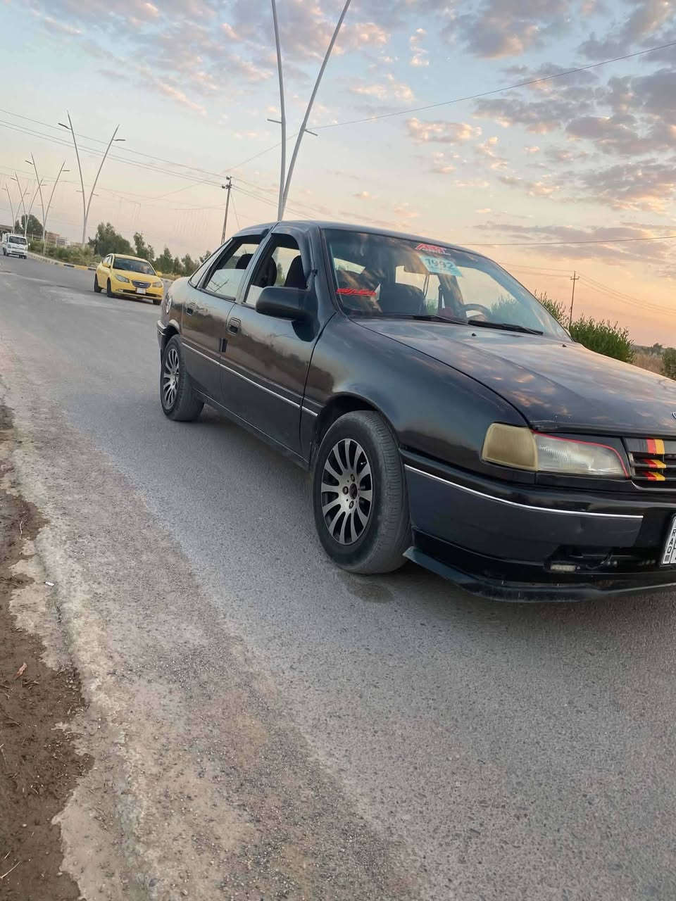 للبيع  موديل92حجم 16 رقم نينوئ بيها كاربون بانزين ***********
