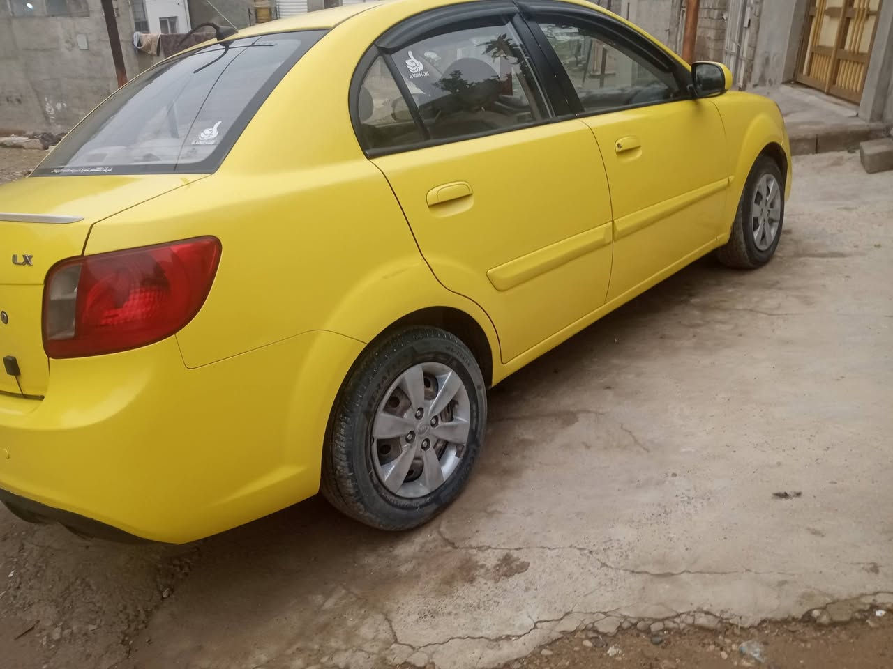 السلام عليكم سيارة كيا ريو 2012 وارد كوري رقم نينوى انكليزي كير ومحرك شرط محرك 16
ضرر خفيف برأس الجاملغ  الكدام من جهة النفر 
السعر. 110 وبيها مجال 
رقم الموبايل 
 ***********
***********
العنوان حي الانتصار
