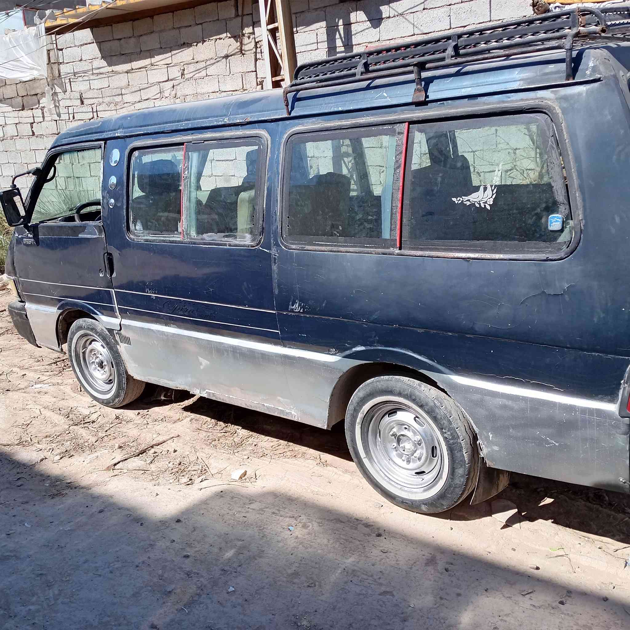 كيه بسته موديل أربع وتسعين رقم اديالى سنويه صاقطه بل اربعه وعشرين مكان اديالى حي المعلمين السعر اثنين وعشرين بيهه مجال بسيط رقمي ***********
