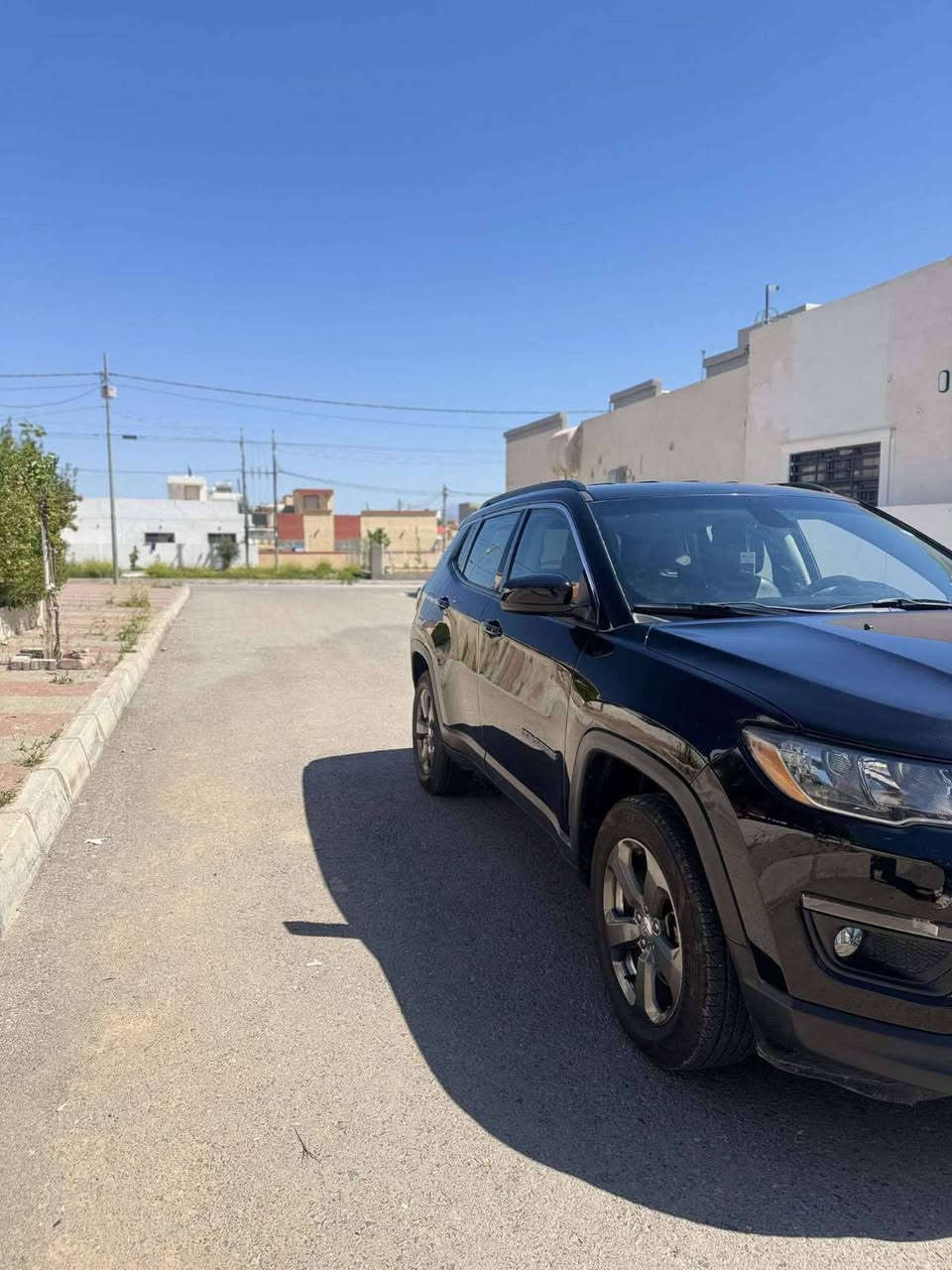 جيب كومپاس  ٢٠١٨(4×4)ده بل اكسل
ره قه م هه ولير سه نه وي نويه تا ٢٠٣٠  به ناو خومه 
بريك به سمه/گيچ اليكتروني سپورت//به سمه//شاشه ئاي پاد//تعديل سورعه//سوكان فوليوم //ده بل اكسل// ئؤتؤ ستؤپ//ئؤتؤ تراكشن//سه نه وي تازه تا ٢٠٣٠//  چوار تايه ي نوي//يه ك ده رگاي دواوه لاي سايه ق بوياغه بي ژوري //پيش و پشت كه پسه//ئيرباگ سيسته م به شه رت..!
گير و مه كينه به شه رتي فيته ر خرامه و به ناو كردن به شه رت 
توند و تولي هه موو گياني به شه رت
سعر (128$) معامله 
شوين رانيه(***********)
