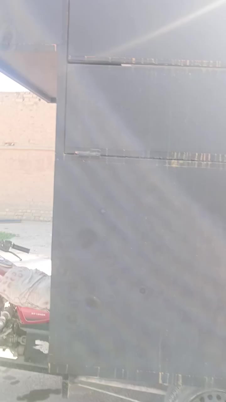 السلام عليكم 
للبيع جاهزه من كلشي 
***********
