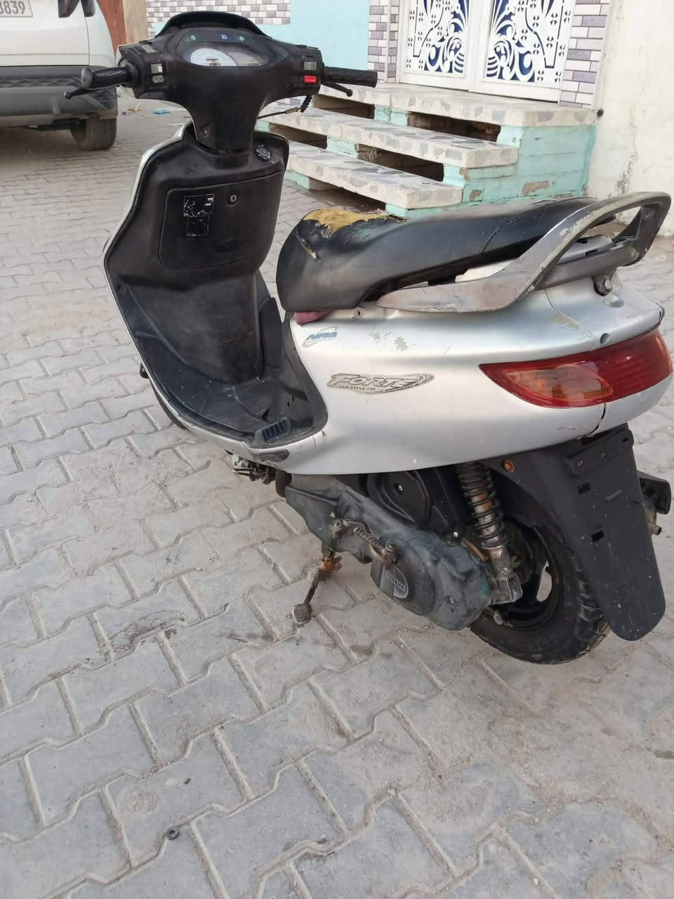 فراشه حاويه للبيع فحل مكينه حاويه سعر425 وبيه مجال مكاني نجف حي الانصار اتصال ‏‏‪***********‬‏
