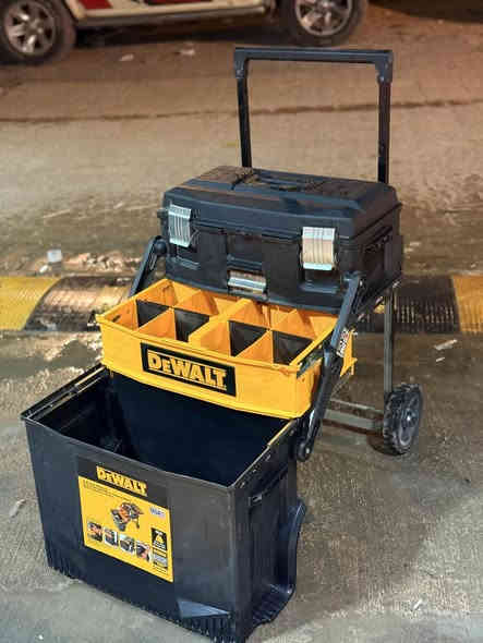 🔹متوفر حقيبة ديولت 3 طوابق 
🔹عربانة ام تايرات
🔹عرض 73 
نزال 43
عرض 53
صنع امريكي 🇺🇸🇺🇸🇺🇸
🔹سعة 88 لتر 
🔹العنوان : بغداد الكرادة  قرب تقاطع الاورزدي 

🔹للاستفسار او اتصال : 
خاص او على ***********

🔹متوفر خدمة توصيل

تيك توك www.tiktok.com/@userdcp33jbafs

موقع المعرض Use Waze to drive to العمل, شارع الاورزدي, Baghdad, Baghdad Governorate: https://waze.com/ul/hsvzt6tqvu

https://www.messenger.com/channel/.              رابط القناة 100064652867699
