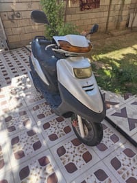 يوجد دراجه ناريه للبيع نظيفة سعر 350  واتساب  07823970102