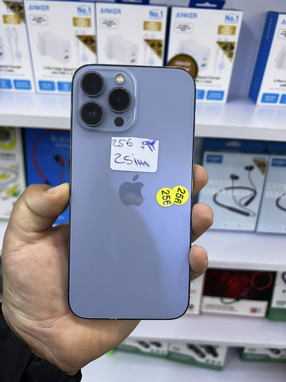 السلام عليكم ايفونات للبيع
16 بروماكس دبل 

256بطاريه 95 

شرط بلاد ونضافه 

سعر مليون و345 الف 

15 بروماكس  تك 

256 بطاريه 92 

نضافه عاليه 

سعر مليون و75

14بروماكس (تجميع اصلي )

ذاكره256بطاريه 89

نضافه عاليه 

سعر575 الف 

13 بروماكس دبل 

256 بطاريات مرفوعه وغير مرفوعه 

نضافه عاليه 

سعر680 الف 

13 بروماكس تك 

نضافه عاليه 

256بطاريات مرفوع وغير مرفوع 

سعر 660 الف 

باقي الاجهزه تفاصيل وسعر داخل صور 

العنوان العلم مقابيل الدفاع المدني 

مجاور مركز وصيانه خالد الناصر 

هـ***********

هـ***********
