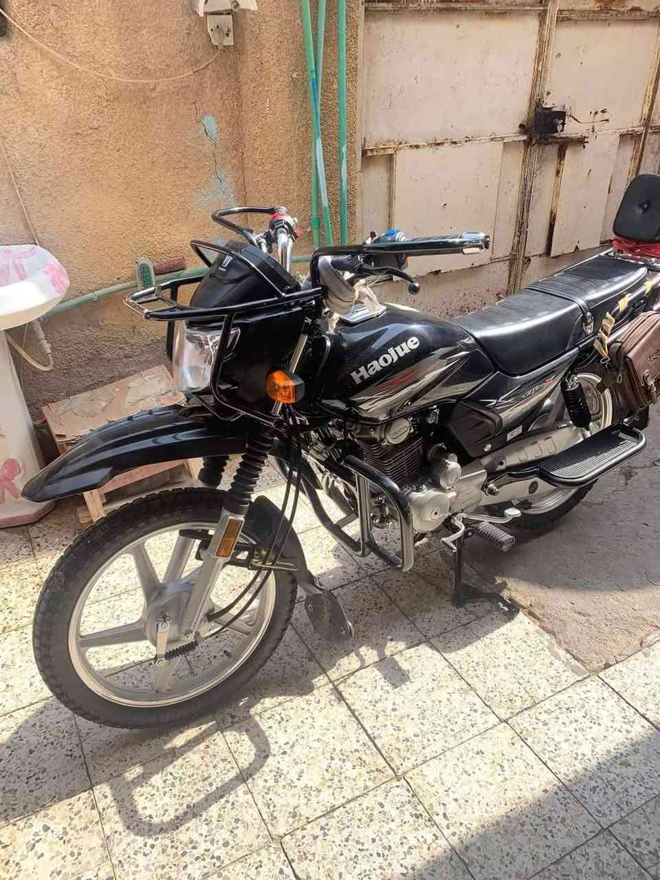 دراجه نوع هاوجي موديل 23 تاريخ الشراء سنة 23 شهر11رقم وسنويه تحويل للمشتري ثاني يوم محرك 150 دراجه نضيفه مامتعوبه ابد مجرد استخدام شخصي المحرك مامفتوح بي ولا برغي للبيع سعرها    1,000,700مليون و700  وبيها مجال قليل للتواصل ***********
