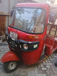 متاح تكتك 2018مكان بغداد بانزيخانه داخل 07713744758مستعجل عل بيعتها