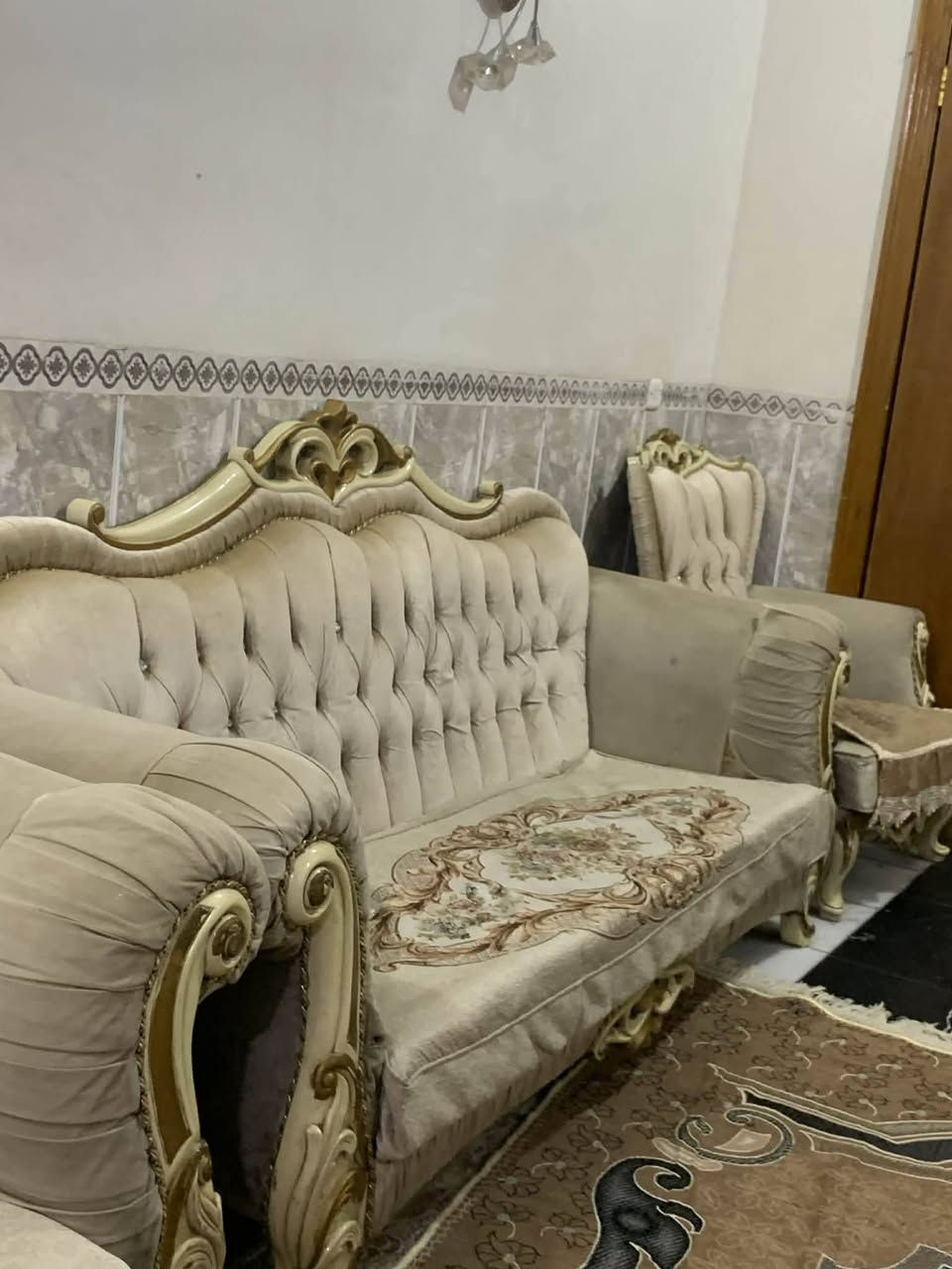 تخم ملكي للبيع نضيف مابي اي ضرر يحتاج بس دوشمة السعر ٢٥٠ قفل الشراي يتفضل خاص والي عندة غراض يدزهن خاص


**إذا كنت صاحب هذا الإعلان وتريد حذفه لأي سبب، رجاءا أرسل رسالة إلى الدعم الفني**