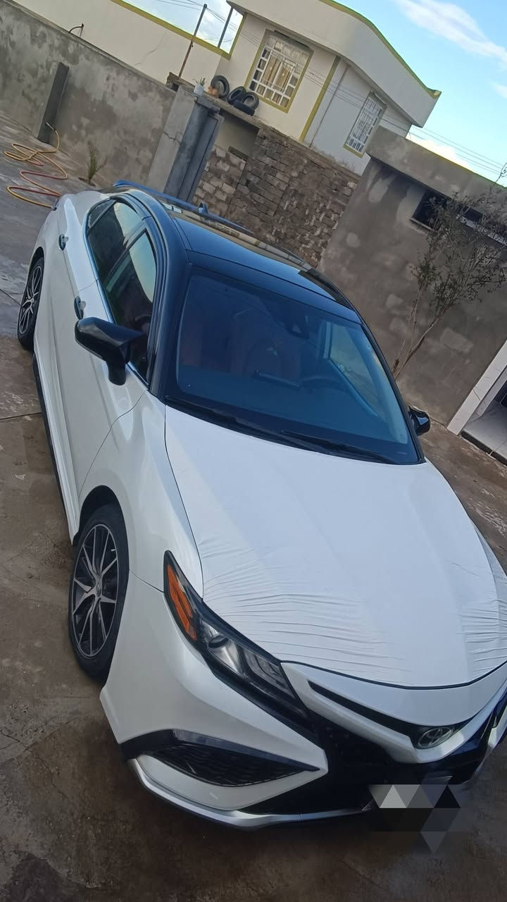 السلام وعليكم 
كامري موديل 2021فول مواصفات 
موصفات. 
✅بصمه
✅بانورامه
✅كشن كهرب 
✅هيتر كشن
✅تبريد قطعتين 
✅رادار حساسات امامي خلفي 
✅هاند بريك بصمه
✅داخل احمر بلادي 
✅تحكم ستيرن 
✅شاشه بلادي كامره.. بعد بي مواصفات 
.:بدون دواخل. بدون 
ايرباك: جاملغ خلفي وباب خلفي فقط
رقم اربيل. السياره 1-1. فئه.. XSE.. سعر 235بي مجال.  
***********.اسيا
***********.كورك. بي وتساب
