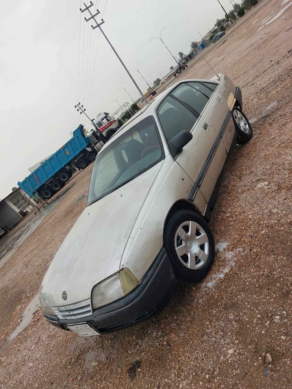 من رخصت الادمن
اوبل اوميكا 
موديل 1989
رقم الانبار سنويه 2030
بسمي تحويل مباشر 
تخم تأير
كير ومكينه خير من الله لا صرف ولا بخار
كير عادي 
كهربائيات شغاله كله 

خويس لكطتهن ع ليدي
مكفوله من ضربه وكصه 
 .
العنوان الانبار الفلوجه نساف 
سعر   23$.  وبيه مجال 

***********
