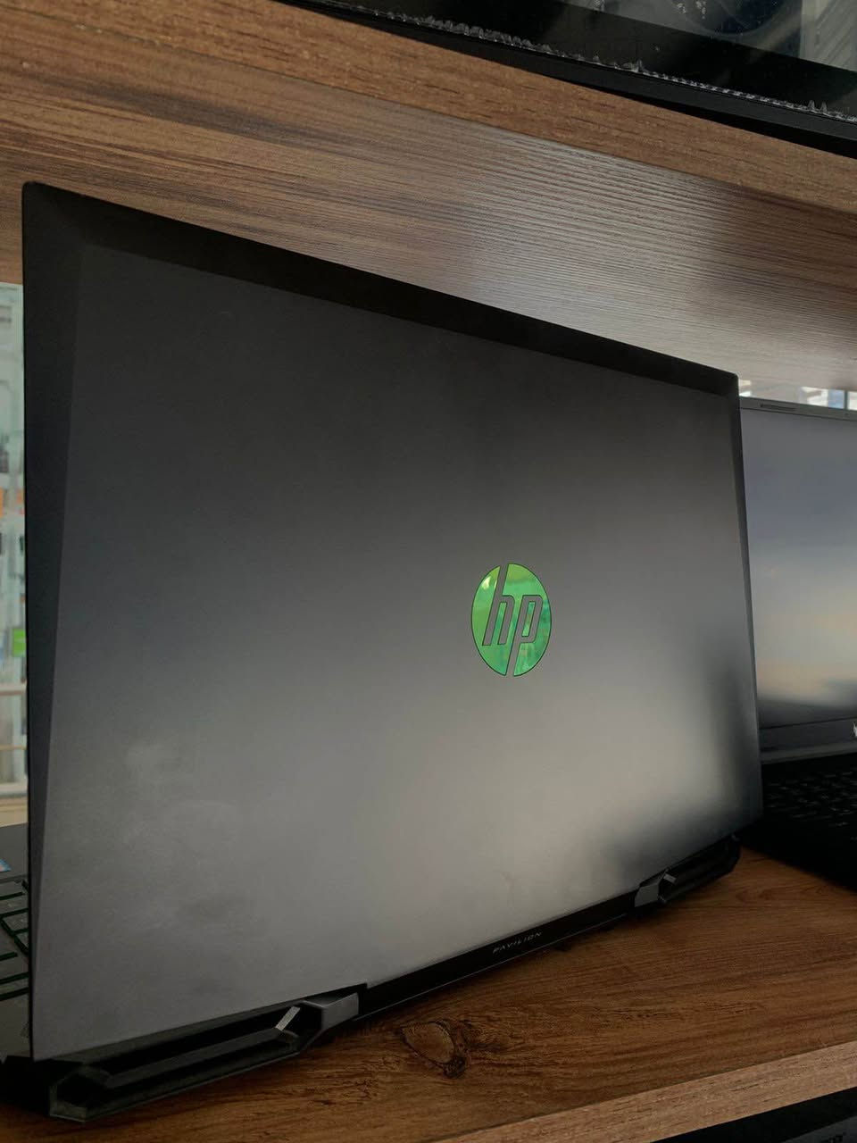 🔥 Laptop Gaming قوي – فرصة مميزة

💻 HP Pavilion Gaming  
⚙️ CPU: Intel Core i7-9750H  
🎮 GPU: NVIDIA GTX 1650 4GB – 50W  
🧠 RAM: 16GB  
💾 Storage: 512GB SSD Samsung  
🖥 Display: 15.6" 144Hz

⚡ مناسب للألعاب والبرامج الثقيلة ويشغل أغلب الألعاب بسلاسة.

💰 السعر: 507$  دولار

📩 للحجز أو الاستفسار راسلنا خاص أربيل, العراق


**إذا كنت صاحب هذا الإعلان وتريد حذفه لأي سبب، رجاءا أرسل رسالة إلى الدعم الفني**