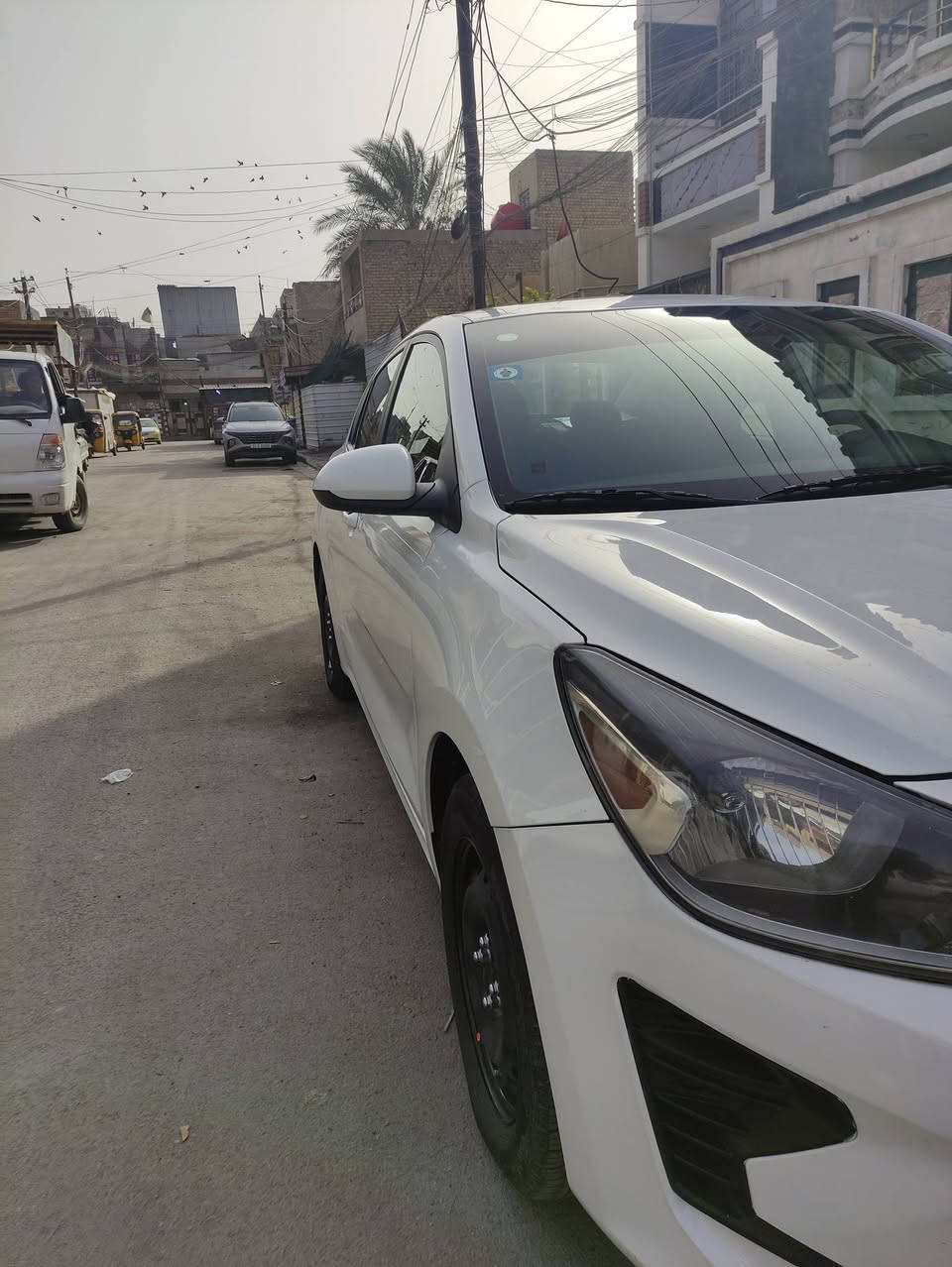 السلام عليكم 
كيا ريو 2023 
فئه LX
كامرة شاشة 
مسند وسطي 
تحكمات ستيرن
ماشية43 
حادث بارد  بل بنيد وبارد بل جنطة وصبغ بل حوض
وبيها كلير من امريكا
مكاني بغداد الجديدة 
السعر 125
رقم ***********
