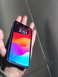 آيفون XR • ٦٤ • باتري مغير