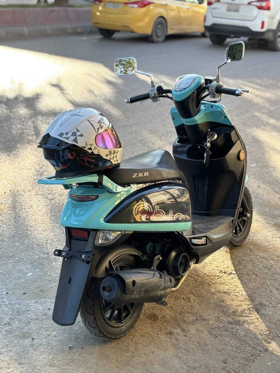 بوليس sموديل 2024

دراجه جديده نضافه ٩٩%
ماشيه ١٠الف 
كلشي شغال دراجه اي نقص مبيه 
سعره 800وبيه مجال للشرايه 
رقم ***********
