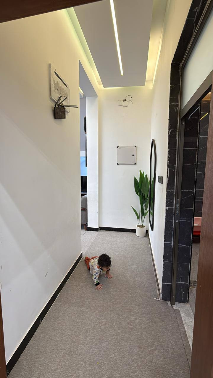 بيت قريب للجمعيات مساحه ١٠٠ مربعه بسعر ٨٥ بيه مجال للاستفسار ‏‪0773 137 5536‬‏
