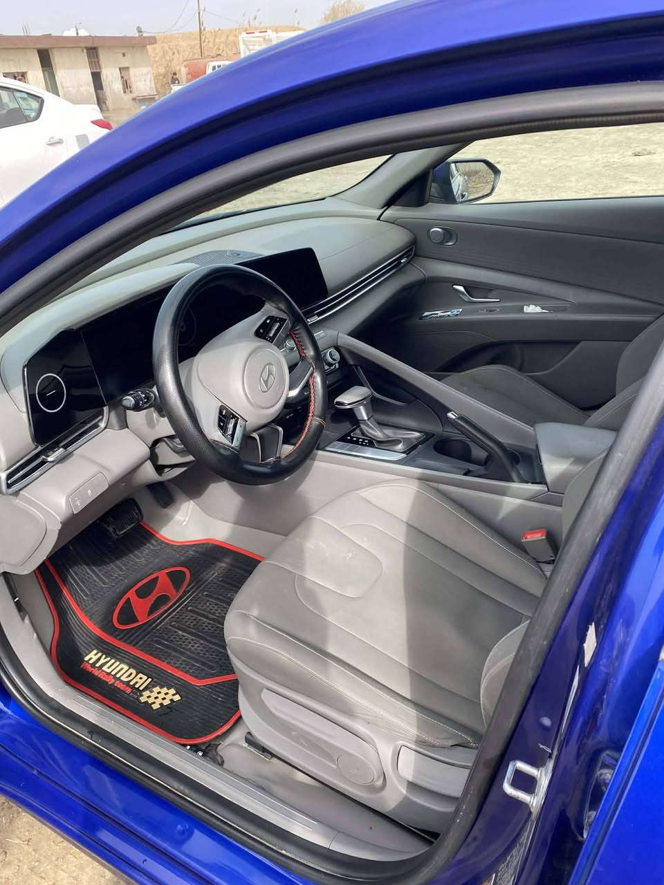 سلام عليكم لانتره ٢٤ رقم بغداد بسمي البيع
٣وضعيات قياده 
تشغيل عن بعد 
لد بل دشبول
ابواب بصمه 
ترحيب بل شاشه 
شاشه متصله 
مثبت سرعه 
تحديد مسار 
كمره خلفيه دواره 
فول ررادار 
جنطه ذكيه 
السياره ترقيم جديد واين ما تريد احولك تحول ثاني يوم ماشيه ٢٠ ميل  سبيرهه ما نازل حدثه الجملغ مصلح ع بارد واجع نفسه قطره صبغ مايبه ليبل واحد السياره (كير مكينه شواصي لغد لرباك مكفوللات السياره كله عل بلاد تجي وشوفهه بعينك ) السعر ١٦٨ وبيه مجال الشراي ‭
بغداد جسر ديالى القديم 
***********
