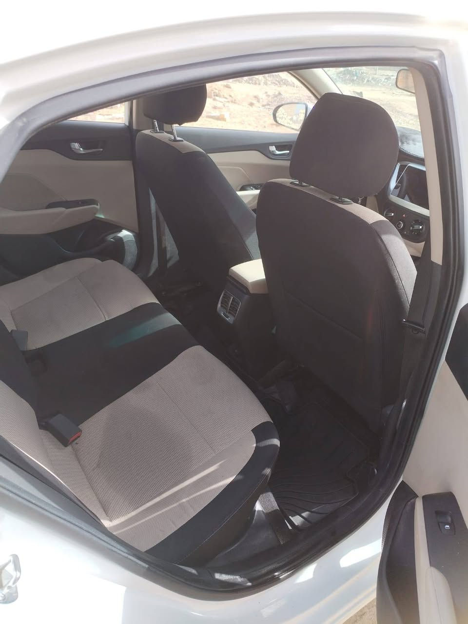 بسم الله الرحمن الرحيم السلام عليكم
سياره للبيع

   النوع اكسنت

خليجي  الموديل 2023

  رقم بغداد تحويل ثاني يوم

 فقط بنيد بي  صبغ والدعاميه
 
صبغ بدون دواخل

  تبريد خلفي شفط أمري 
ماشيه 60الف حقيقي

ملاحظة سونار داخل الصور

مكاني كربلاء المقدسه قرب شارع طارق الخيكاني

رقم الهاتف. ***********
