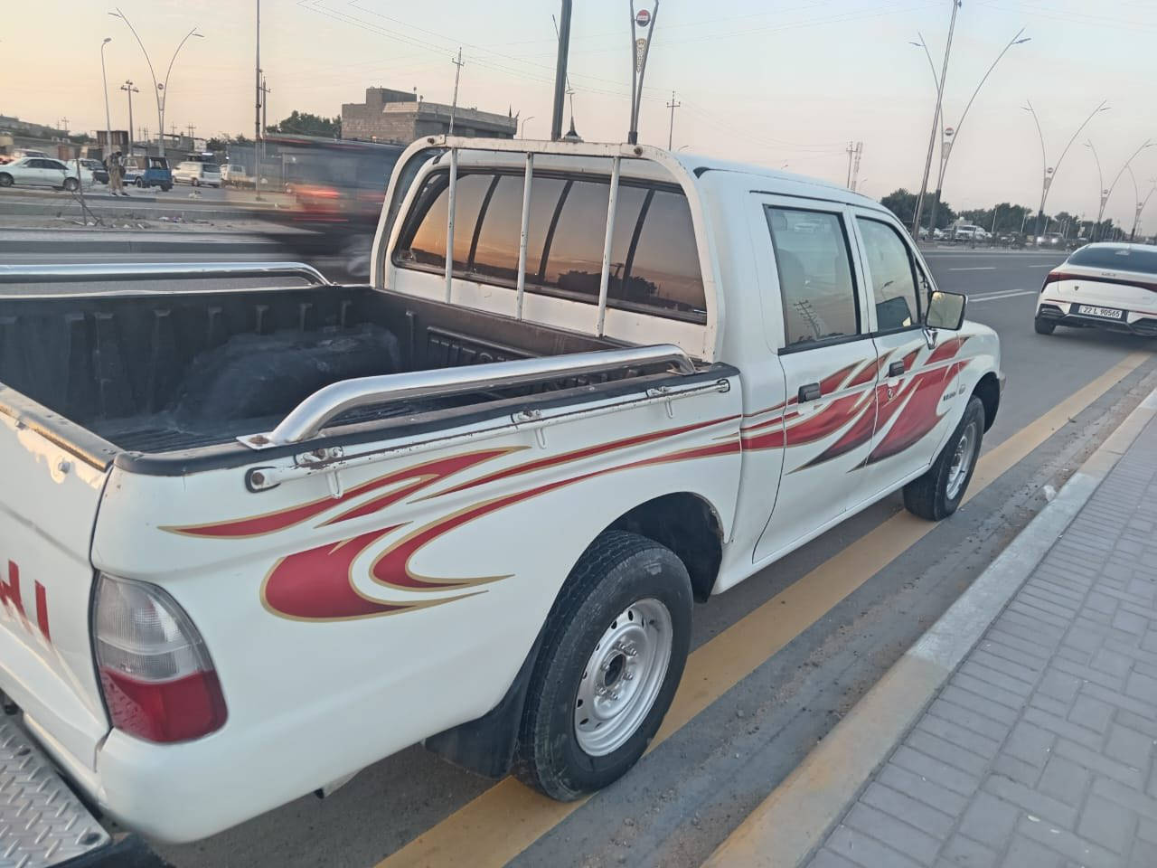 مستبوشي بكم /موديل 2005/سنوية 2029رقم بصره انكليزي مكفوله من ضربه مكينه كير جيد جدا طخم تاير كهربائيات كلهه شغاله شاصي مكفول سياره جديده
مكان سياره البصره الزبير علما انه مكلف بنشر 
باقي تفاصيل رقم***********السعر77وبيه مجال
